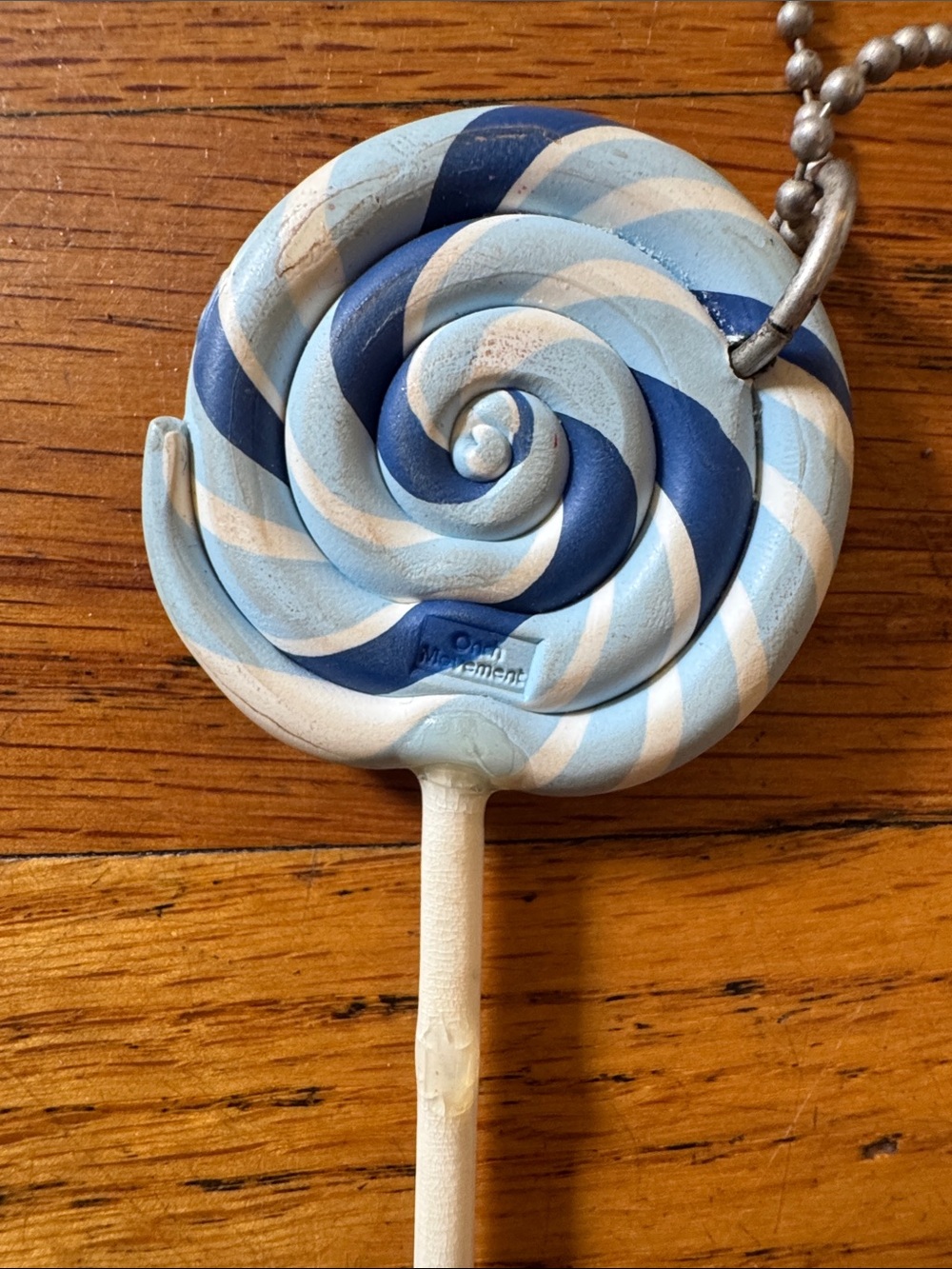 Authentic Onch Movement Blue White Swirl Giant Lollipop necklace RARE - Picture 3 of 4